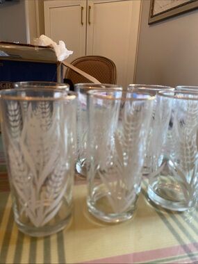 JEANETTE GLASS CO. Midcentury Set of 8 Glasses with wheat